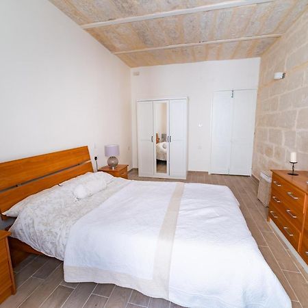 Central Valletta Townhouse-Hosted By Sweetstay Exteriör bild