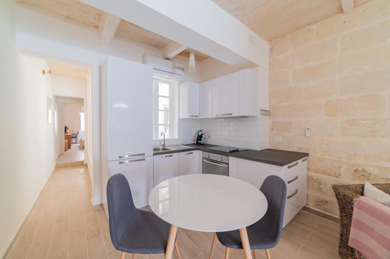Central Valletta Townhouse-Hosted By Sweetstay Exteriör bild